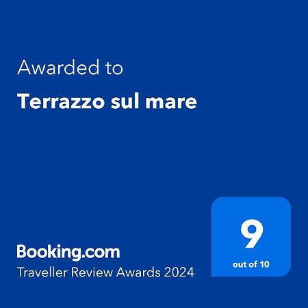 Terrazzo Sul Mare Apartment ดอนนาลูกาตา ภายนอก รูปภาพ